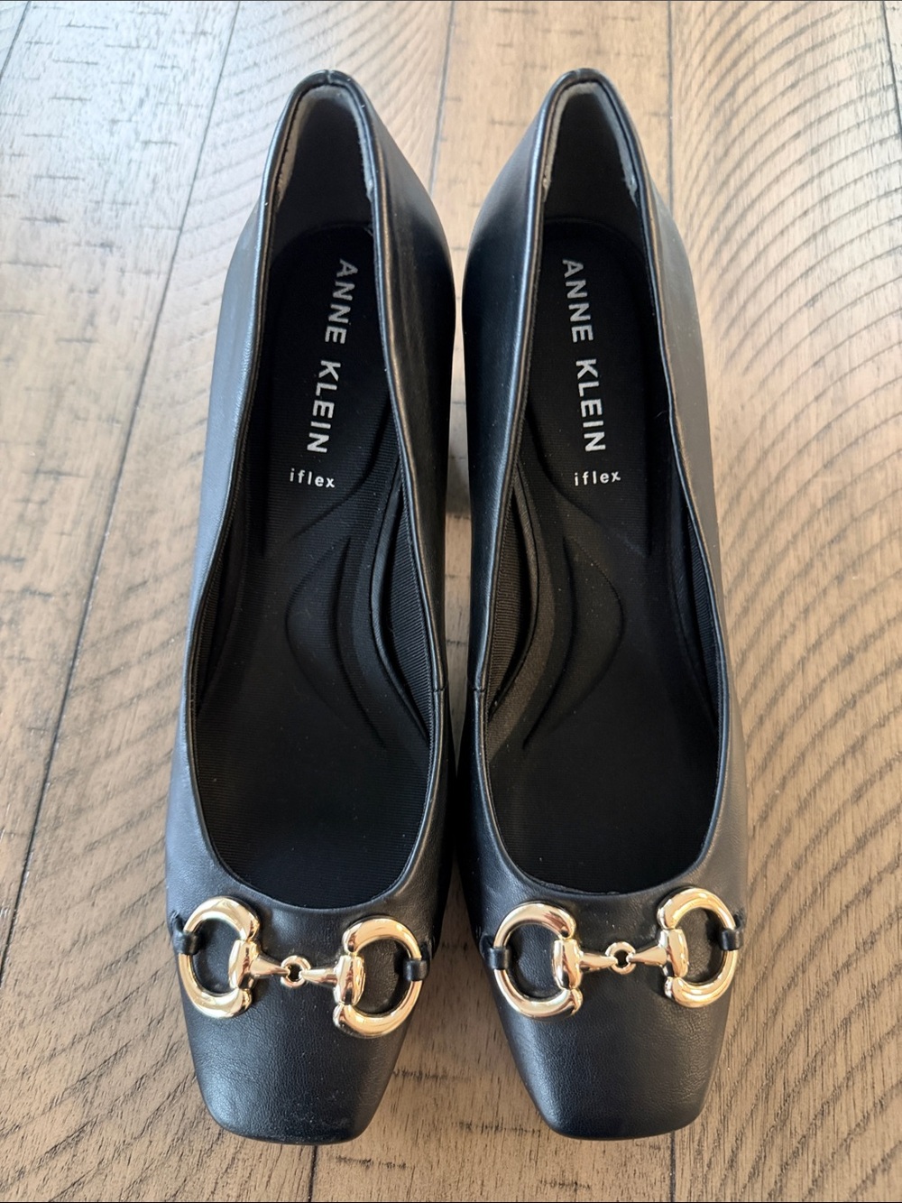 Anne Klein Black Leather heels with Gold Horsebit Accent - NEW tags removed